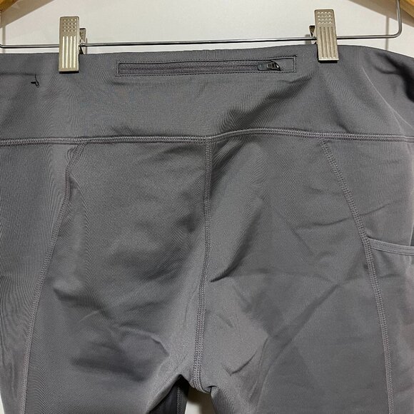 Nike Racer Capri Leggings - Picture 6 of 7